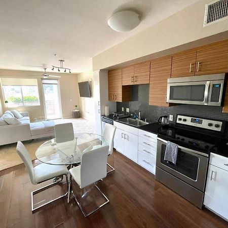 Luxury 2 Bedroom 2 Bathroom With Fitness Center And Pool Лос Анджелис Екстериор снимка